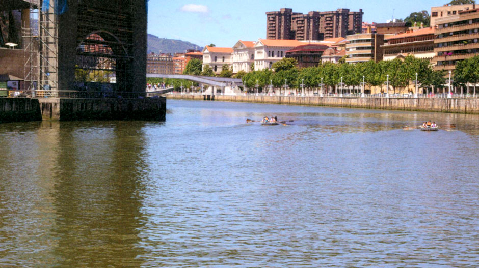 Actividad en la ría de Bilbao actual