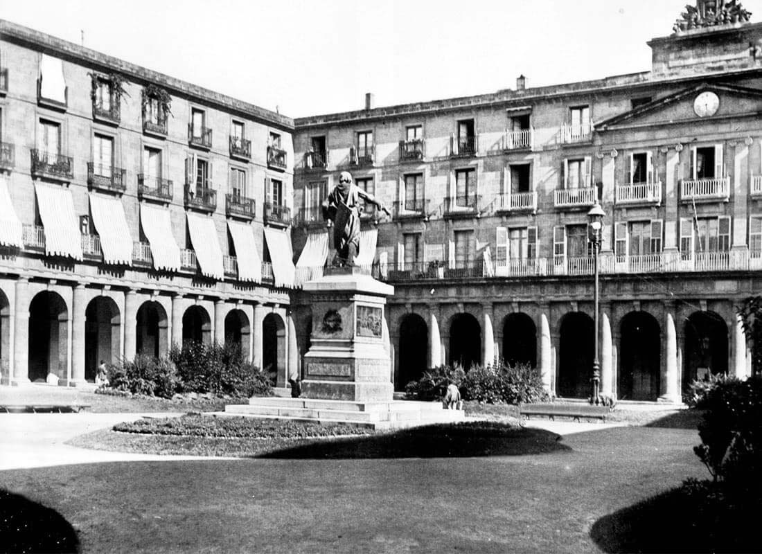 Plaza Nueva