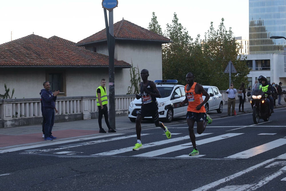 Foto 4 de la carrera en Torre Iberdrola y puente de Deusto