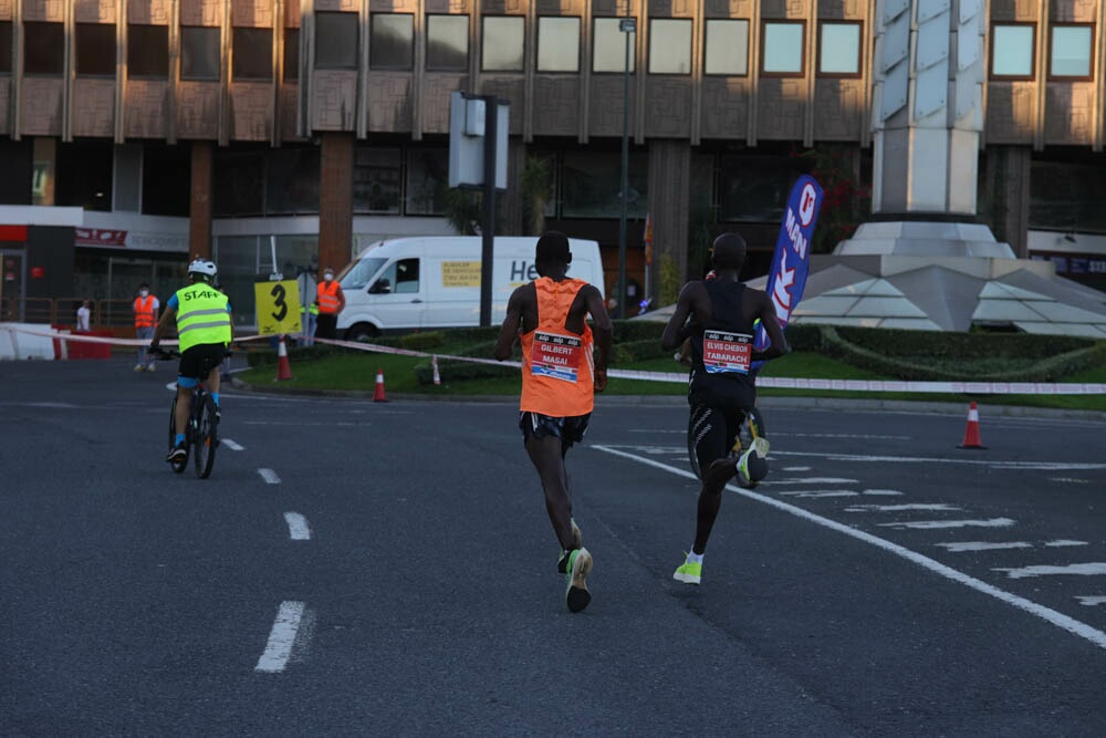 Foto 14 de la carrera en Torre Iberdrola y puente de Deusto