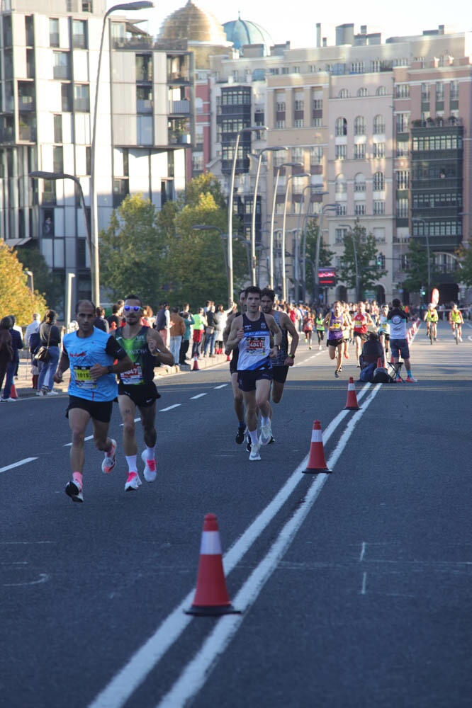 Foto 31 de la carrera en Torre Iberdrola y puente de Deusto