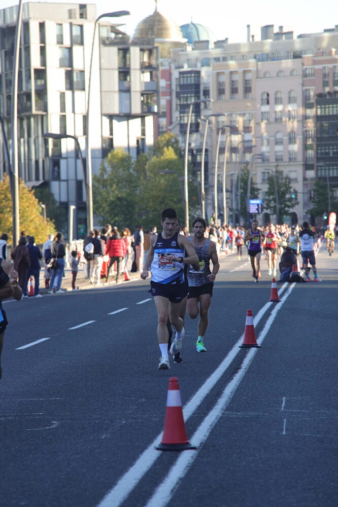 Foto 32 de la carrera en Torre Iberdrola y puente de Deusto