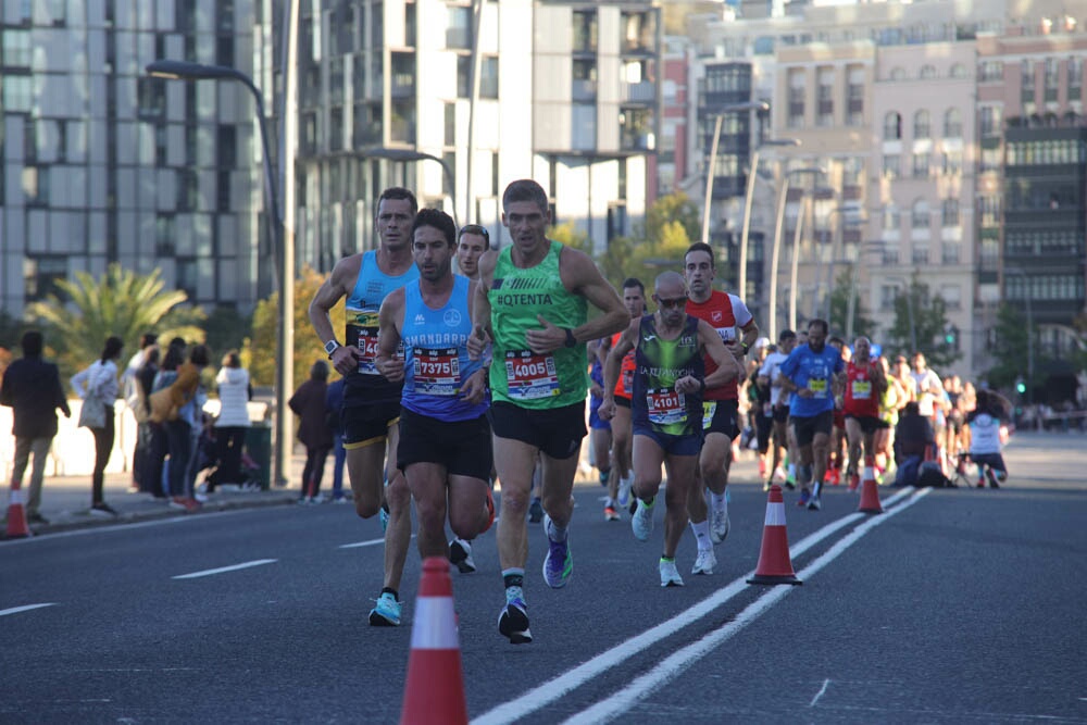 Foto 54 de la carrera en Torre Iberdrola y puente de Deusto