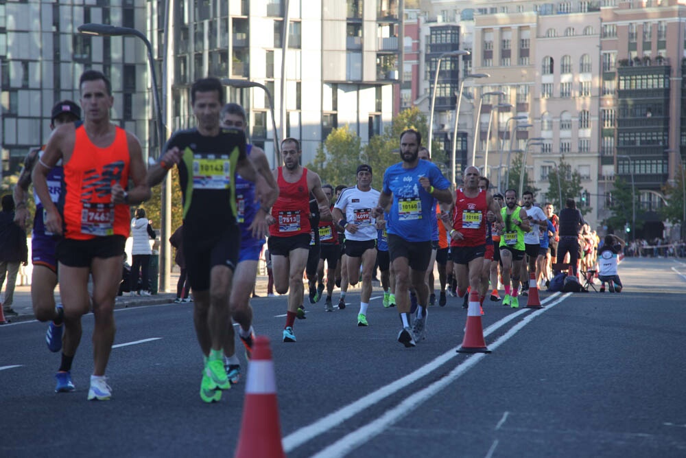 Foto 56 de la carrera en Torre Iberdrola y puente de Deusto