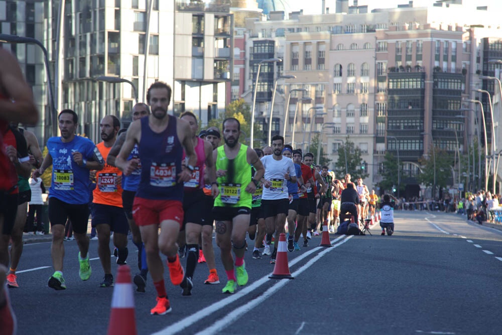 Foto 59 de la carrera en Torre Iberdrola y puente de Deusto