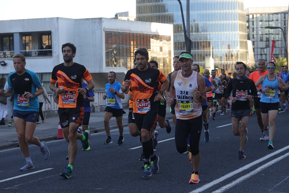 Foto 88 de la carrera en Torre Iberdrola y puente de Deusto