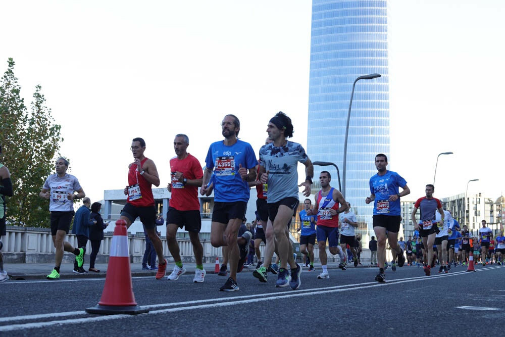 Foto 109 de la carrera en Torre Iberdrola y puente de Deusto