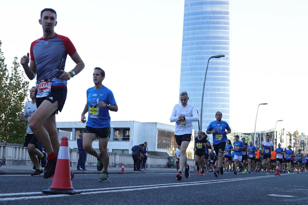 Foto 113 de la carrera en Torre Iberdrola y puente de Deusto