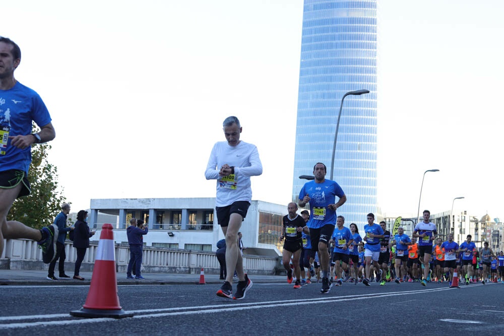 Foto 115 de la carrera en Torre Iberdrola y puente de Deusto