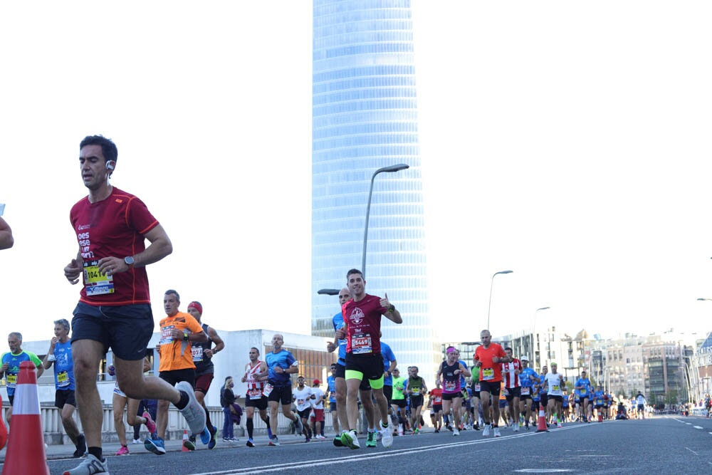 Foto 119 de la carrera en Torre Iberdrola y puente de Deusto