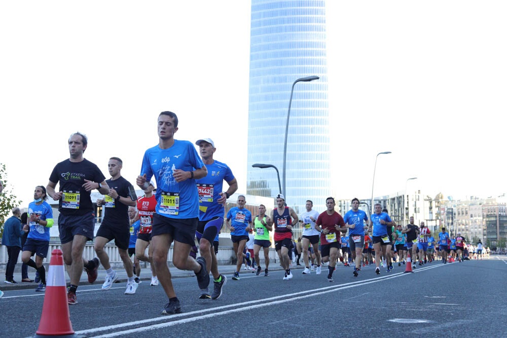 Foto 125 de la carrera en Torre Iberdrola y puente de Deusto