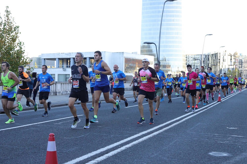 Foto 132 de la carrera en Torre Iberdrola y puente de Deusto