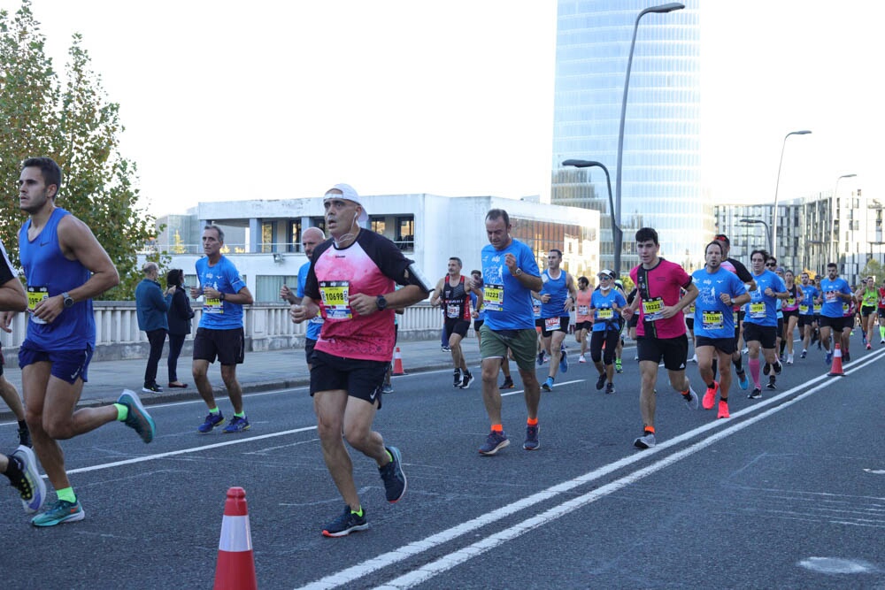 Foto 135 de la carrera en Torre Iberdrola y puente de Deusto