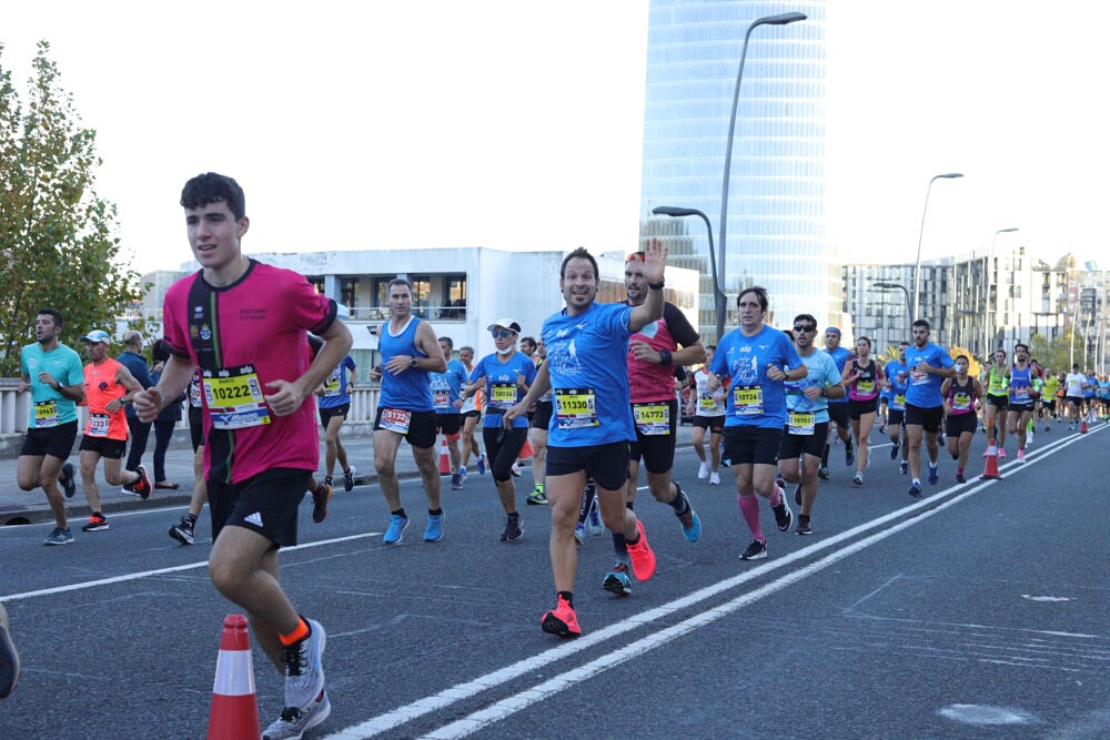 Foto 138 de la carrera en Torre Iberdrola y puente de Deusto