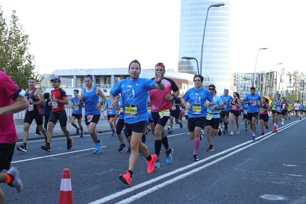 Foto 140 de la carrera en Torre Iberdrola y puente de Deusto