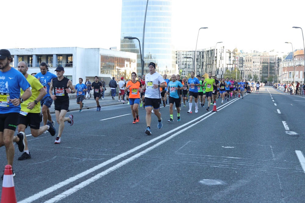 Foto 146 de la carrera en Torre Iberdrola y puente de Deusto