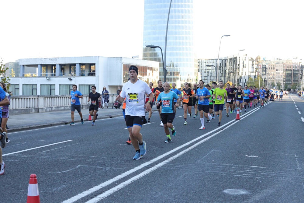 Foto 147 de la carrera en Torre Iberdrola y puente de Deusto