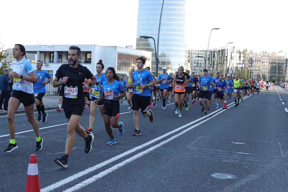 Foto 156 de la carrera en Torre Iberdrola y puente de Deusto