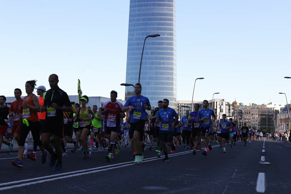 Foto 160 de la carrera en Torre Iberdrola y puente de Deusto