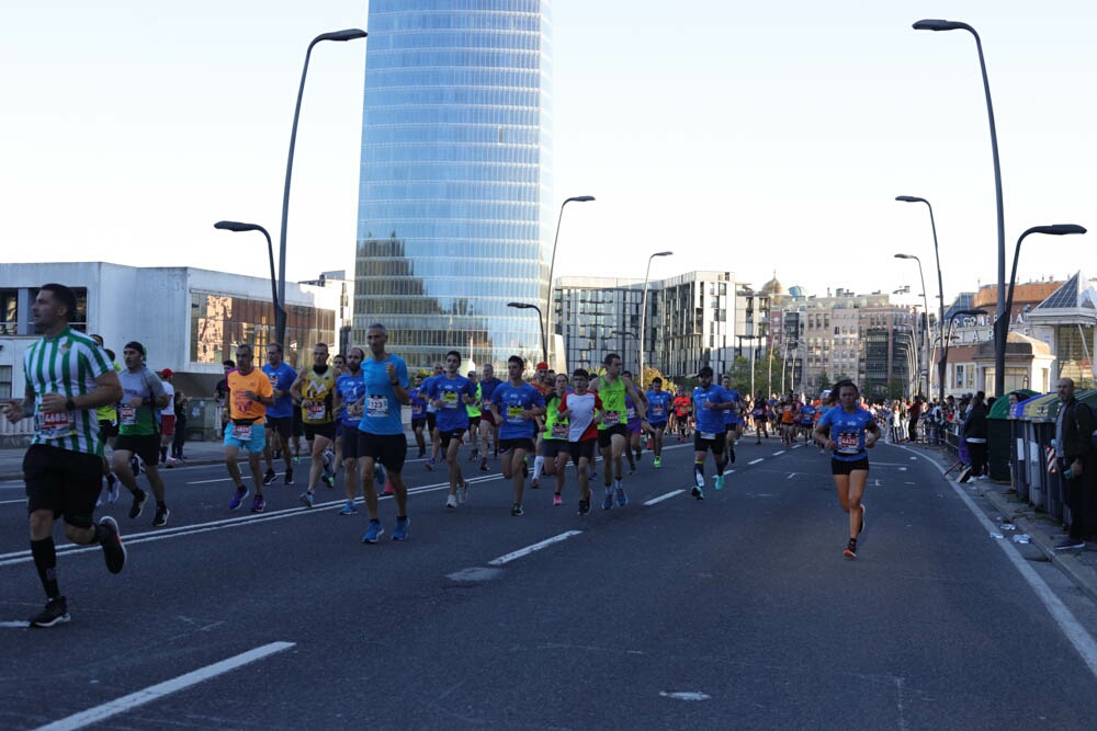 Foto 173 de la carrera en Torre Iberdrola y puente de Deusto