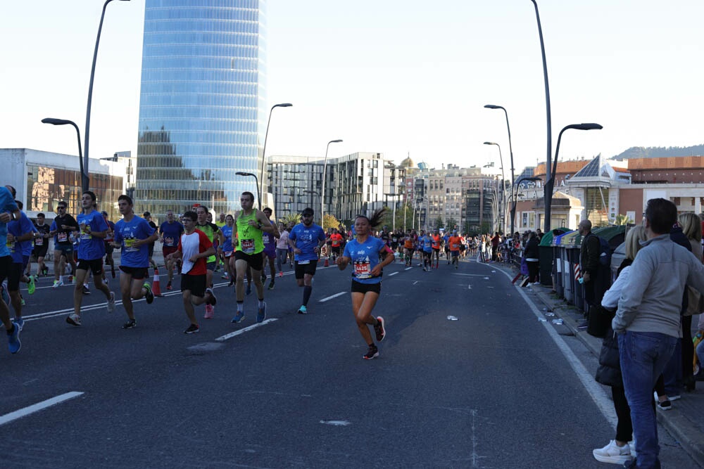 Foto 174 de la carrera en Torre Iberdrola y puente de Deusto