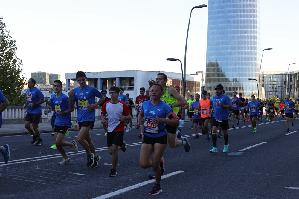 Foto 176 de la carrera en Torre Iberdrola y puente de Deusto