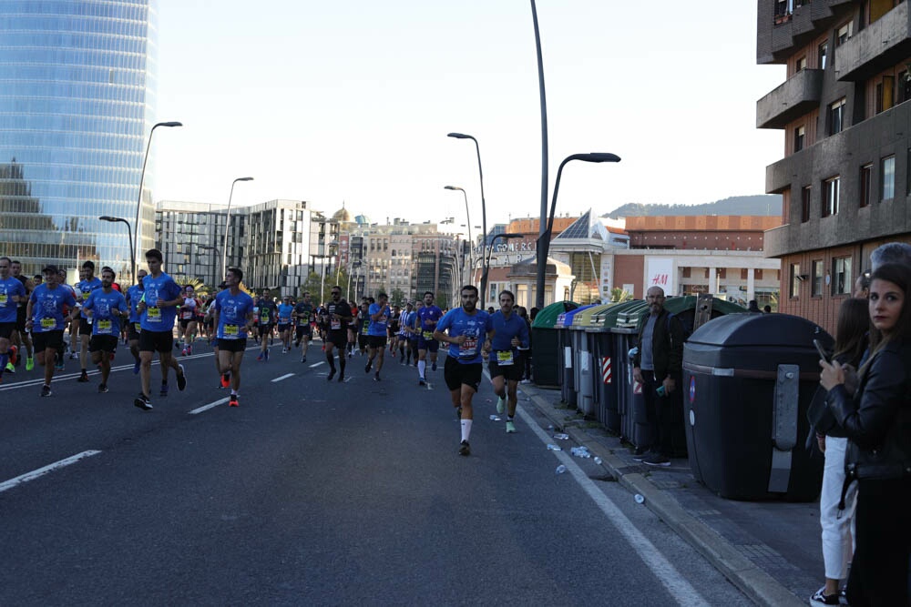 Foto 182 de la carrera en Torre Iberdrola y puente de Deusto