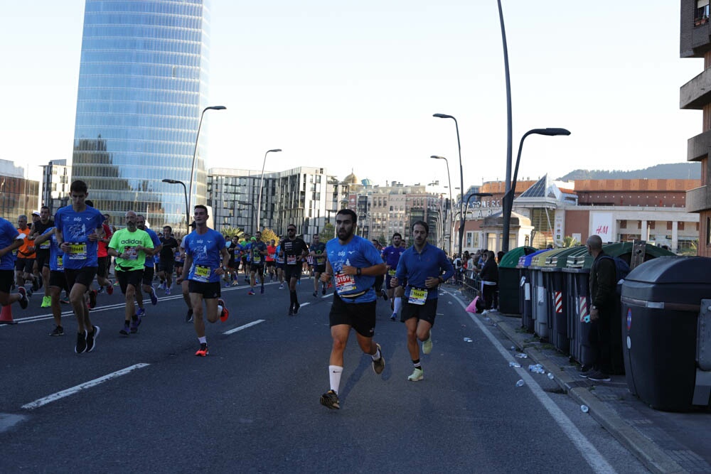 Foto 183 de la carrera en Torre Iberdrola y puente de Deusto