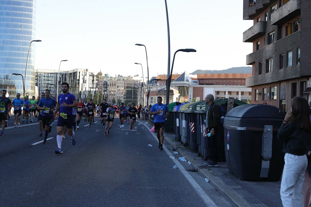 Foto 185 de la carrera en Torre Iberdrola y puente de Deusto