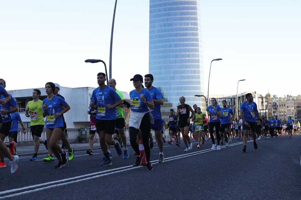 Foto 201 de la carrera en Torre Iberdrola y puente de Deusto