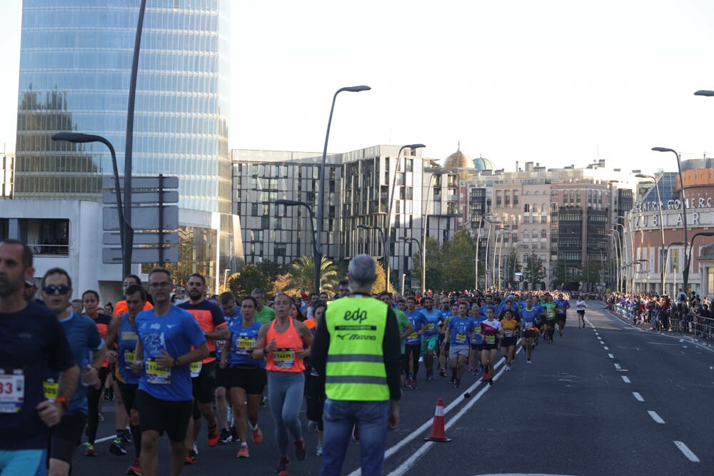 Foto 290 de la carrera en Torre Iberdrola y puente de Deusto