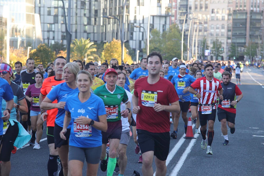 Foto 308 de la carrera en Torre Iberdrola y puente de Deusto