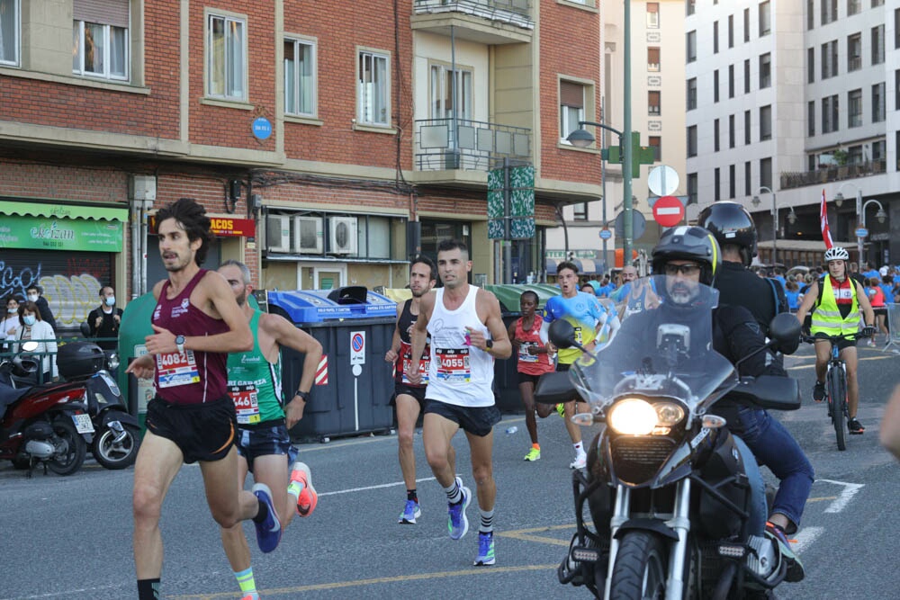 Foto 351 de la carrera en Torre Iberdrola y puente de Deusto