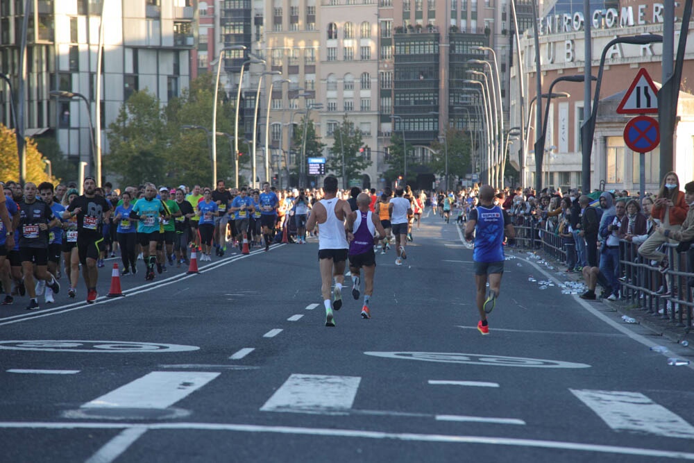 Foto 359 de la carrera en Torre Iberdrola y puente de Deusto