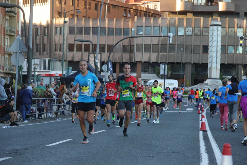 Foto 406 de la carrera en Torre Iberdrola y puente de Deusto