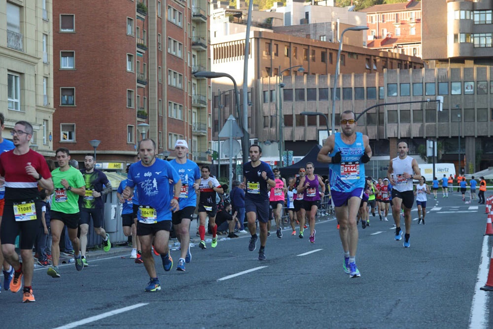 Foto 434 de la carrera en Torre Iberdrola y puente de Deusto