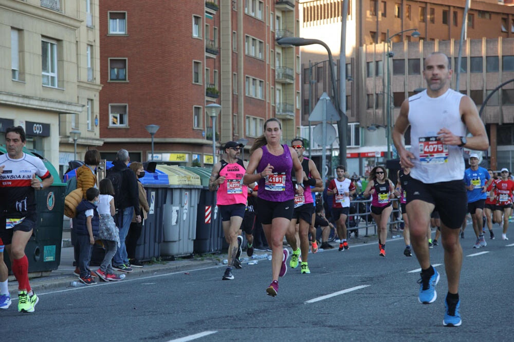 Foto 436 de la carrera en Torre Iberdrola y puente de Deusto