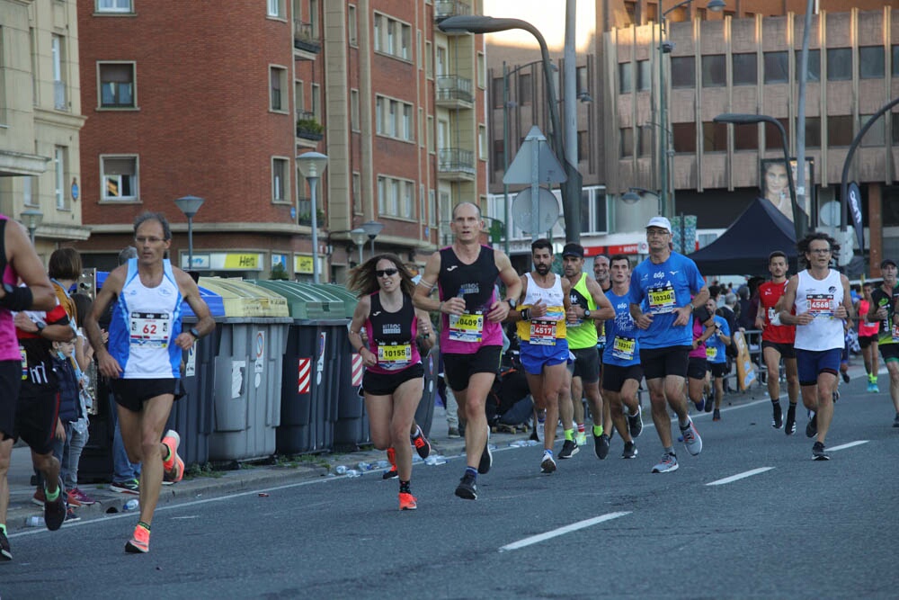 Foto 438 de la carrera en Torre Iberdrola y puente de Deusto