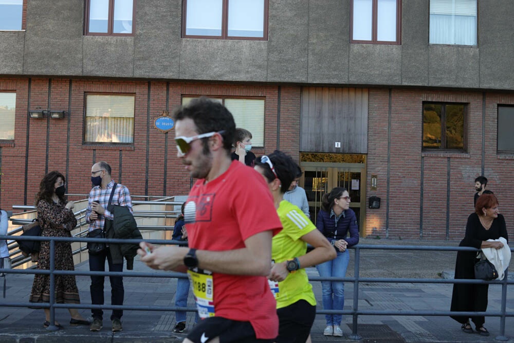 Foto 452 de la carrera en Torre Iberdrola y puente de Deusto