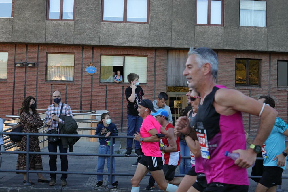 Foto 456 de la carrera en Torre Iberdrola y puente de Deusto