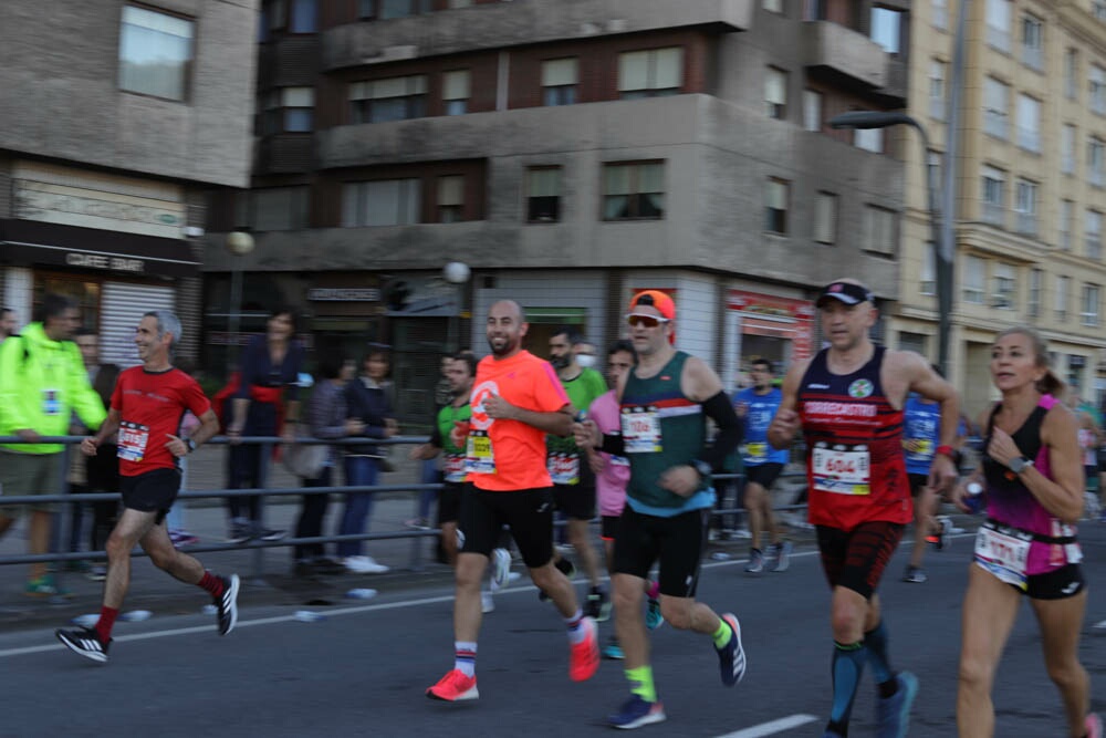 Foto 470 de la carrera en Torre Iberdrola y puente de Deusto