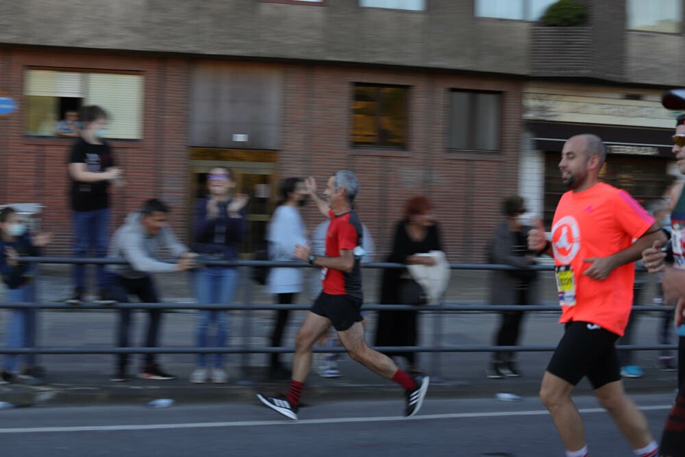 Foto 472 de la carrera en Torre Iberdrola y puente de Deusto