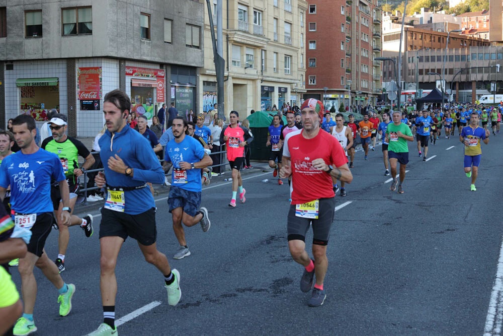 Foto 493 de la carrera en Torre Iberdrola y puente de Deusto