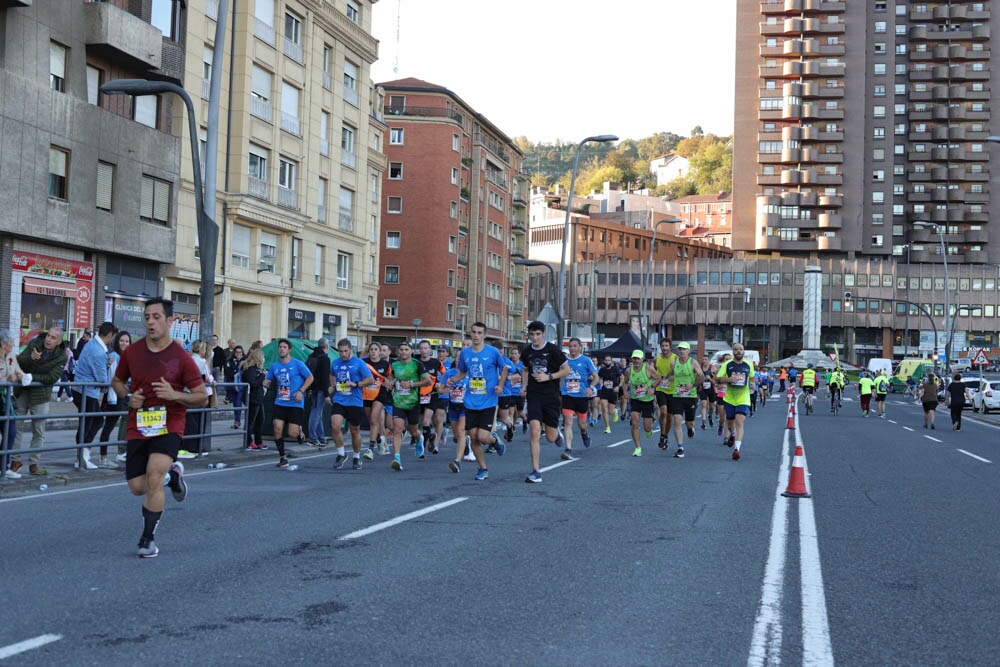 Foto 499 de la carrera en Torre Iberdrola y puente de Deusto