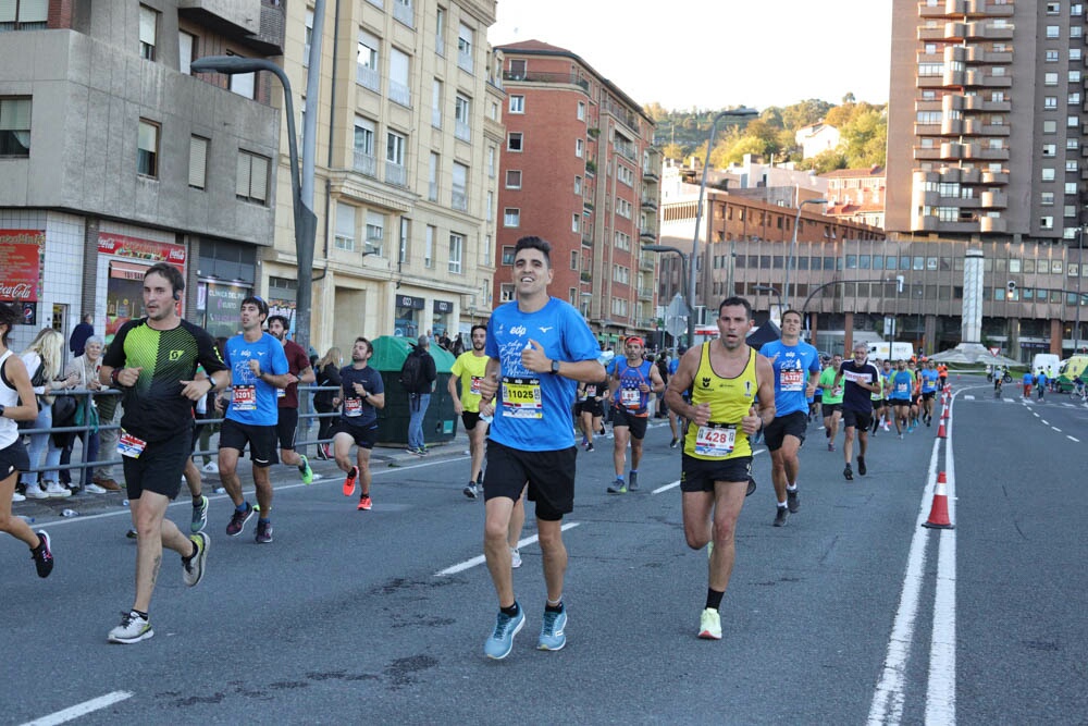 Foto 539 de la carrera en Torre Iberdrola y puente de Deusto