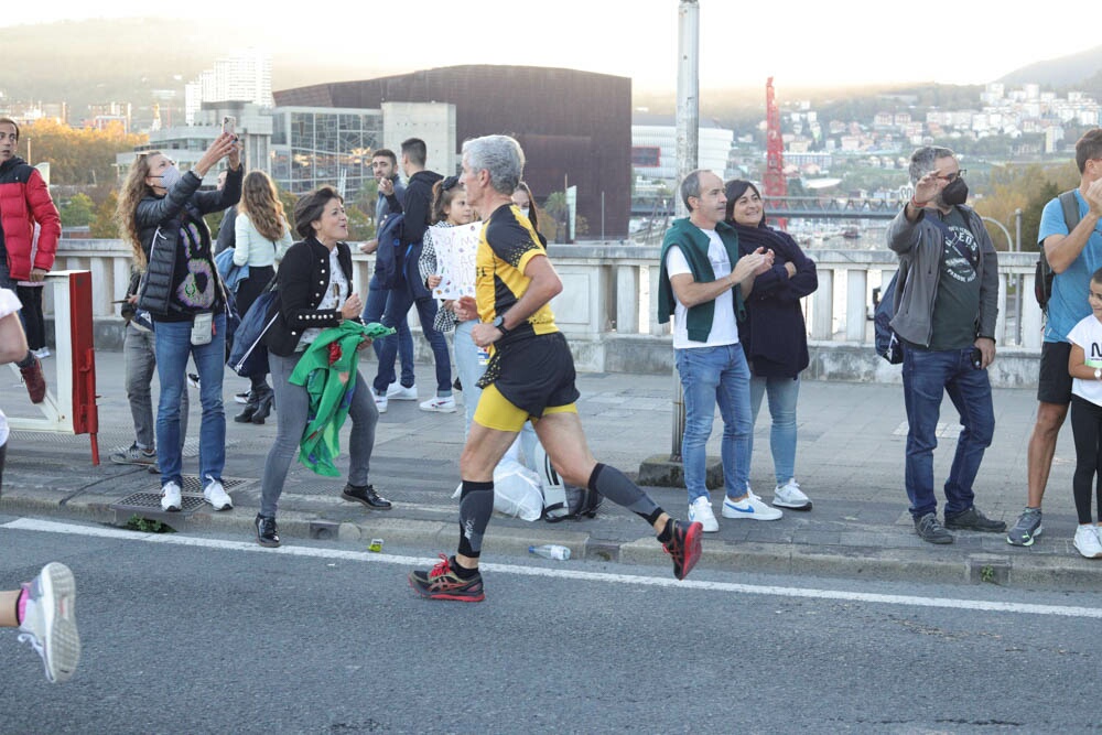 Foto 599 de la carrera en Torre Iberdrola y puente de Deusto