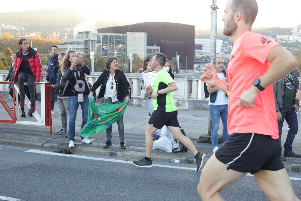 Foto 616 de la carrera en Torre Iberdrola y puente de Deusto