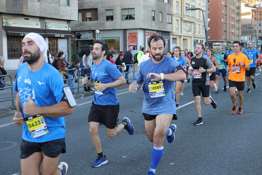 Foto 665 de la carrera en Torre Iberdrola y puente de Deusto