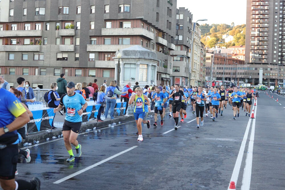 Foto 699 de la carrera en Torre Iberdrola y puente de Deusto