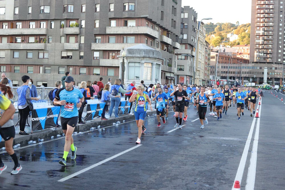 Foto 700 de la carrera en Torre Iberdrola y puente de Deusto